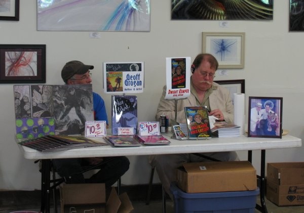 Dwight Kemper at a book signing with graphic novelist Geoff Grogan